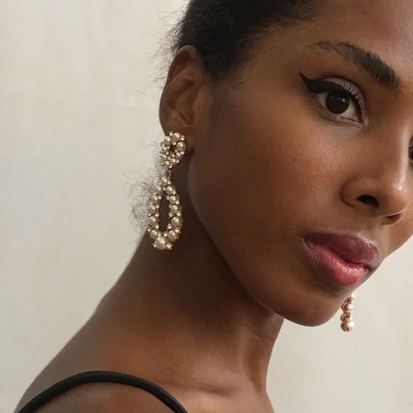 Pearl and Crystal Teardrop Statement Earrings - Picture 15 of 15